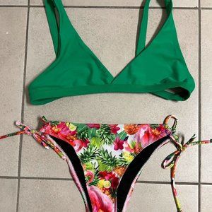 Shein Tropical Bikini Size Small-medium
